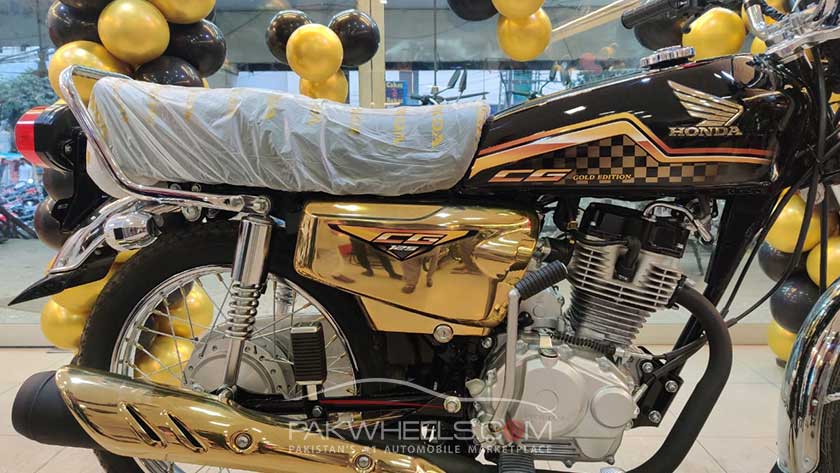 New Honda CG 125 Gold Photos First Look Review PakWheels Blog