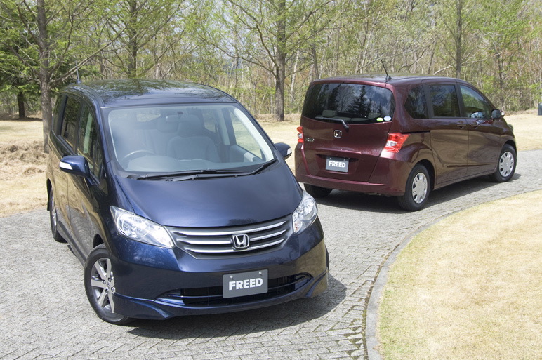 Honda_Freed_1