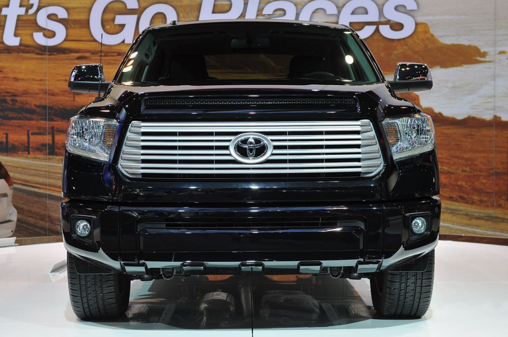 2014-toyota-tundra-platinum-chicago -auto-show