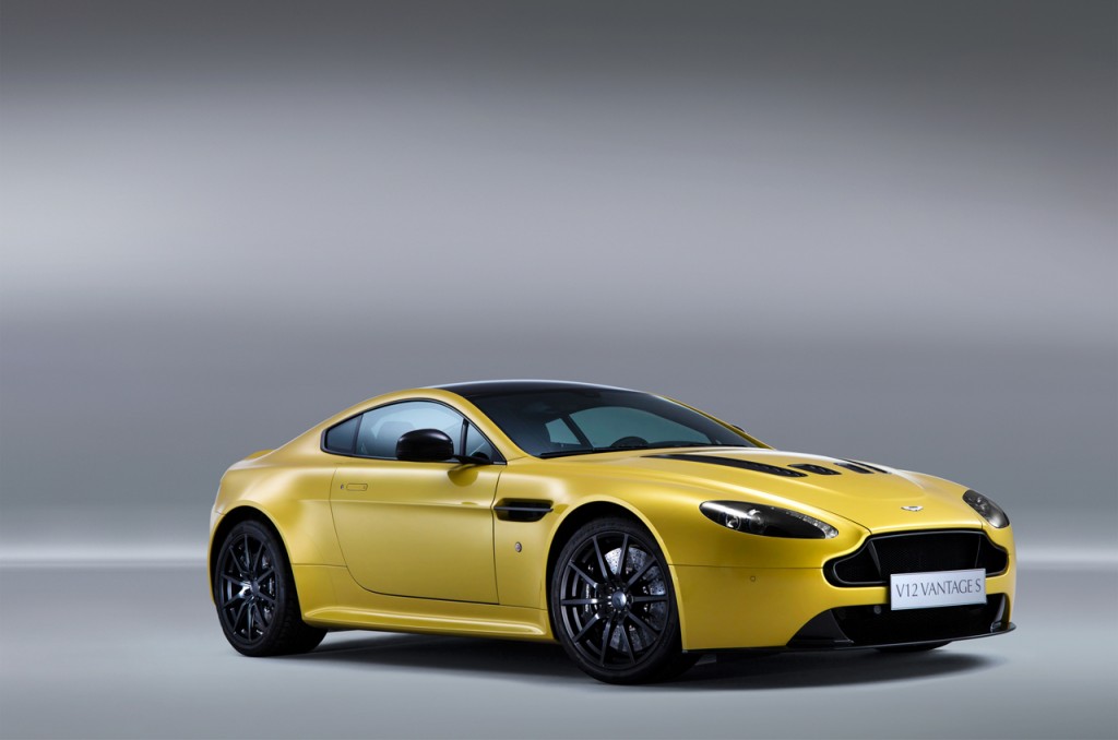 aston-martin-v12-vantage-s-01