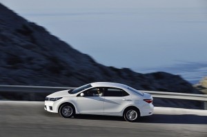 euro-spec-2014-toyota-corolla-new-photos-emerge-photo-gallery-medium_29