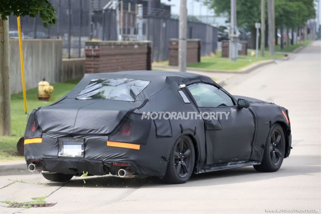 2015-ford-mustang-spy-shots_100430281_m