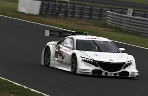 honda-reveals-nsx-concept-gt-photo-gallery-medium_7