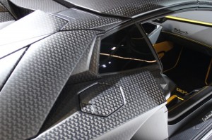 mansorys-aventador-carbonado--2013-frankfurt-motor-show_100439881_l
