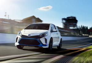 toyota-fully-reveals-yaris-hybrid-r-concept-photo-gallery-medium_14