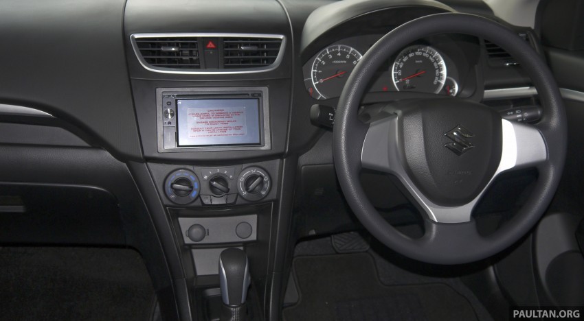 Suzuki Swift RR interiors