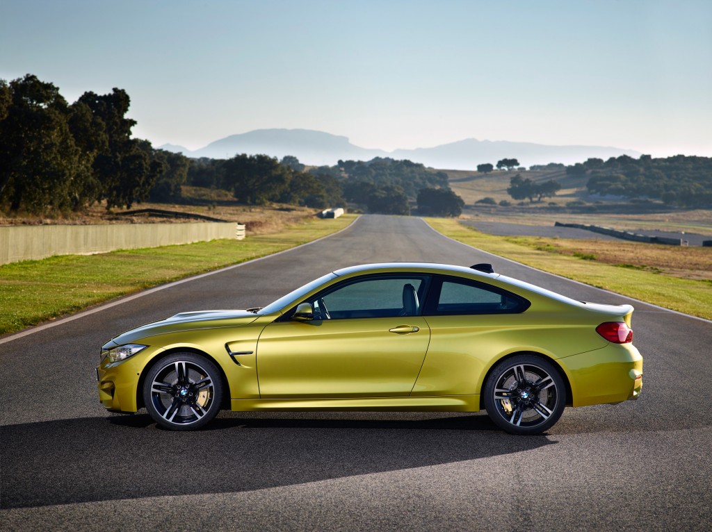 2015-bmw-m4-coupe-004-1