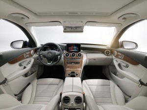 check-out-the-first-official-footage-with-the-new-c-class-w205-video-1080p-1