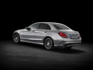 check-out-the-first-official-footage-with-the-new-c-class-w205-video-1080p-23