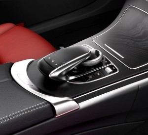 check-out-the-first-official-footage-with-the-new-c-class-w205-video-1080p-24