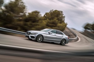 check-out-the-first-official-footage-with-the-new-c-class-w205-video-1080p-43