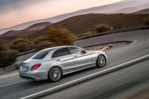 check-out-the-first-official-footage-with-the-new-c-class-w205-video-1080p-44