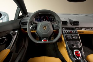http---image.motortrend.com-f-roadtests-exotic-1312_2015_lamborghini_huracan_first_look-59411537-2015-Lamborghini-Huracan-cockpit