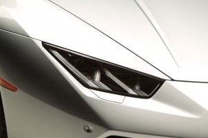 http---image.motortrend.com-f-roadtests-exotic-1312_2015_lamborghini_huracan_first_look-59411873-2015-Lamborghini-Huracan-headlamp