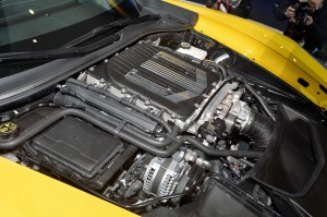 31-2015-chevrolet-corvette-z06-detroit-1