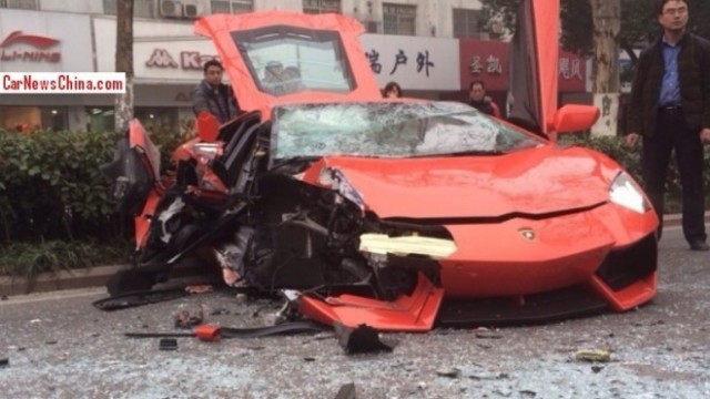 Another Lamborghini Aventador LP700-4 crash lands at the ...