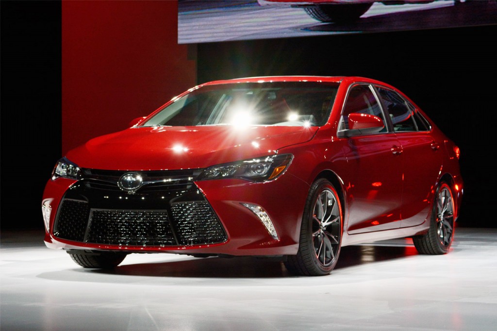 2015-toyota-camry-9-1