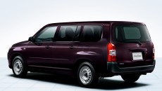 toyota-launches-new-2014-probox-and-succeed-in-japan-photo-gallery_19