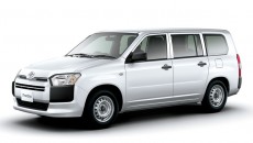 toyota-launches-new-2014-probox-and-succeed-in-japan-photo-gallery_4