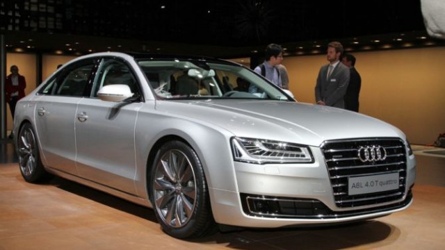 2015-audi-a8l-front-three-quarters