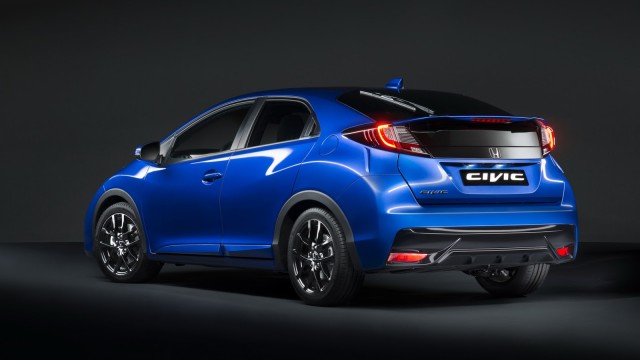 2015-honda-civic-facelift-unveiled-including-new-sport-model-photo-gallery_7