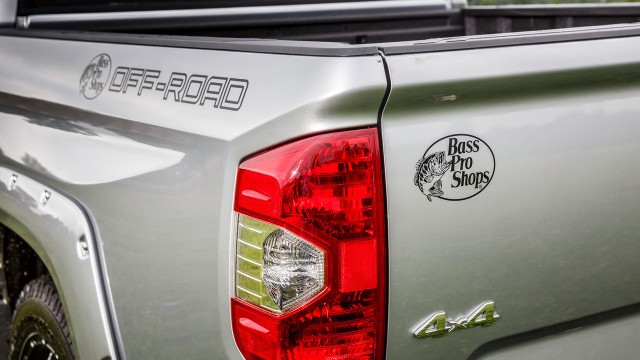 2015-toyota-tundra-bass-pro-shops-off-road-edition-006-1