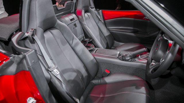 2016-miata-mx5-mazda-reveal-live-gallery-pics-specs-48-1