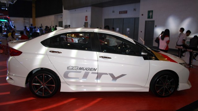 Honda-City-Mugen-profile-at-the-Philippines-Internatinal-Motor-Show-2014
