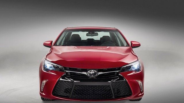 your-new-2015-toyota-camry-starts-at-22970_5