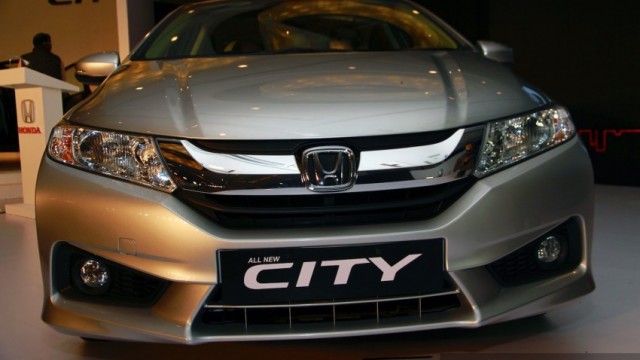 2014-Honda-City-India-7-850x566