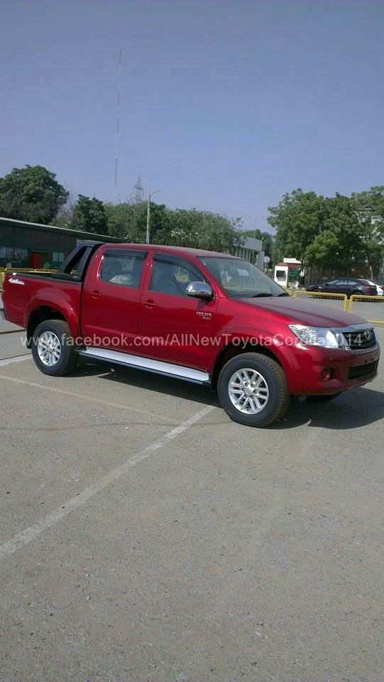 Toyota Indus New Colors  (3)