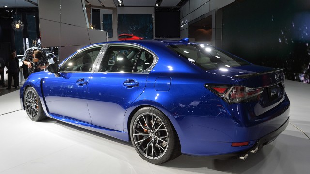 02-2016-lexus-gs-f-detroit-1