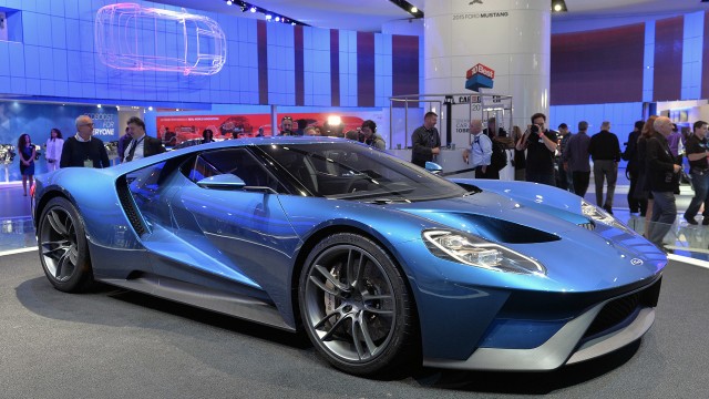 25-ford-gt-concept-detroit-1