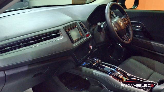 Honda Vezel Interior