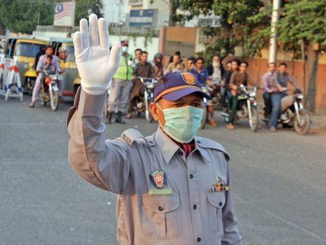 New uniforms for traffic police in Karachi