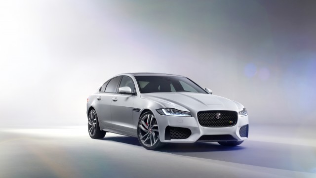 2016-jag-xf-11-1