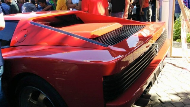 Ferrari 512