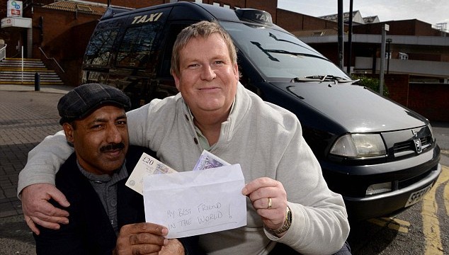 Pakistani Taxi Driver Returns £10,000 Cash A Passenger Left In His Cab