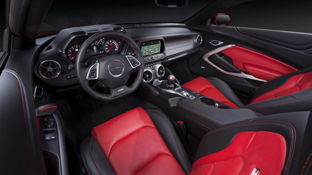 2016-Chevrolet-Camaro-19
