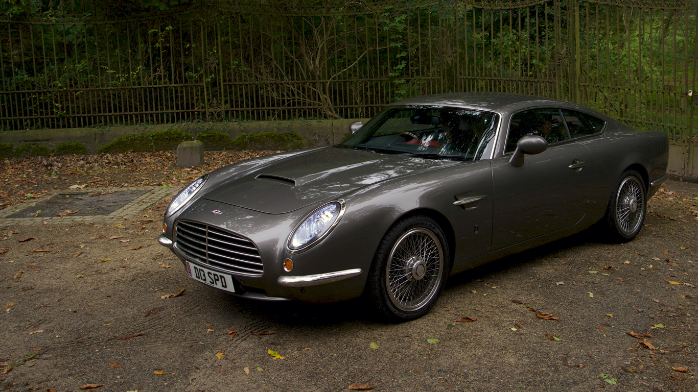 A Modern Day Aston Martin DB5 Fit For James Bond ...