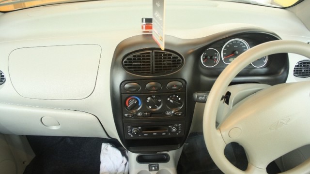 QQ interior 1