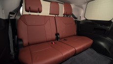 033-2016-lexus-lx-570-1