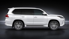 2016-Lexus-LX-570-3