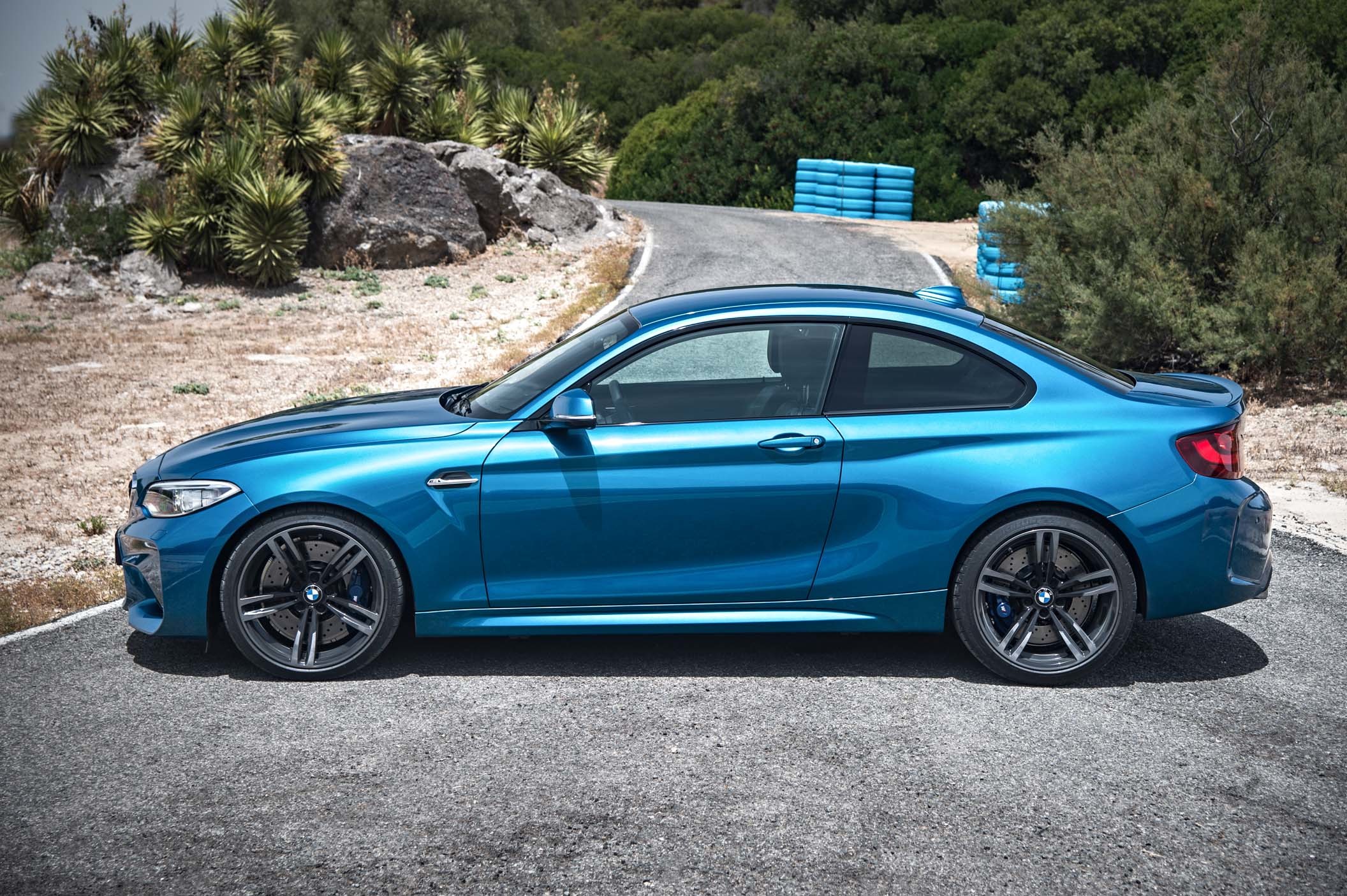 BMW M2 Could Easily Become Enthusiasts Favorite BMW - PakWheels Blog