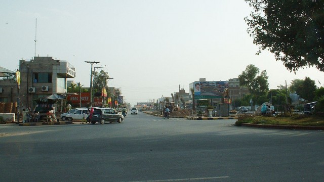 Faisalabad D-Ground Road