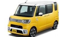 Toyota-Pixis-Mega