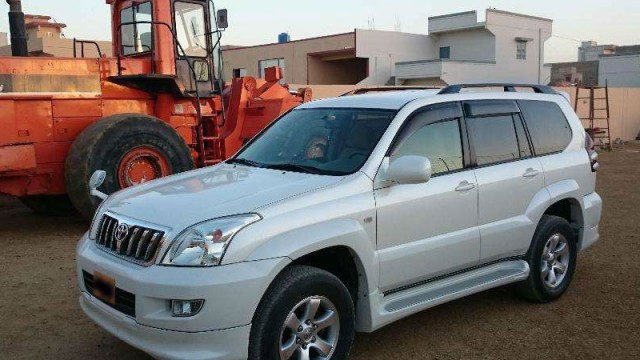 toyota_lande_cruiser_prado