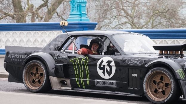 en Block And Matt LeBlanc Ride The Hoonicorn Mustang During The Filming Of Top Gear