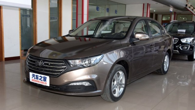 FAW B30