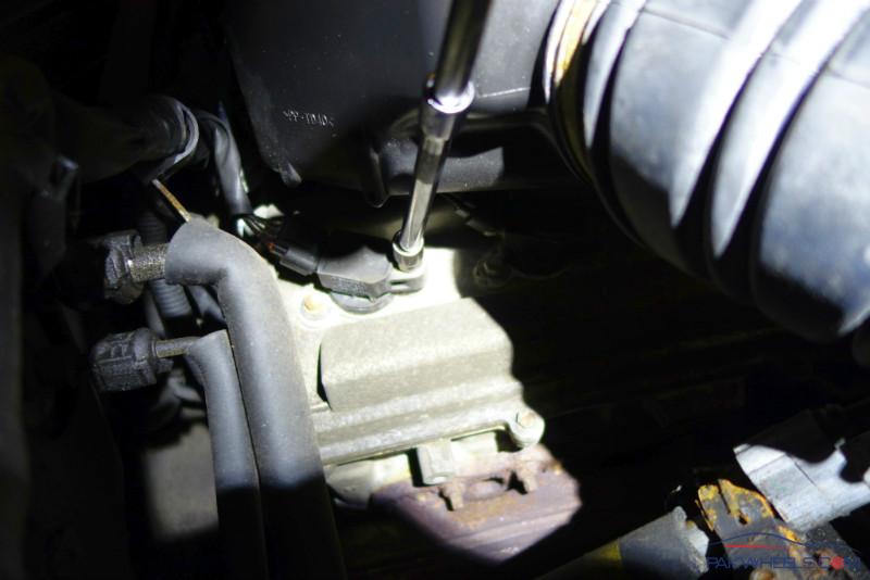 DIY - Changing Sparkplugs On A Toyota FJ Cruiser - PakWheels Blog